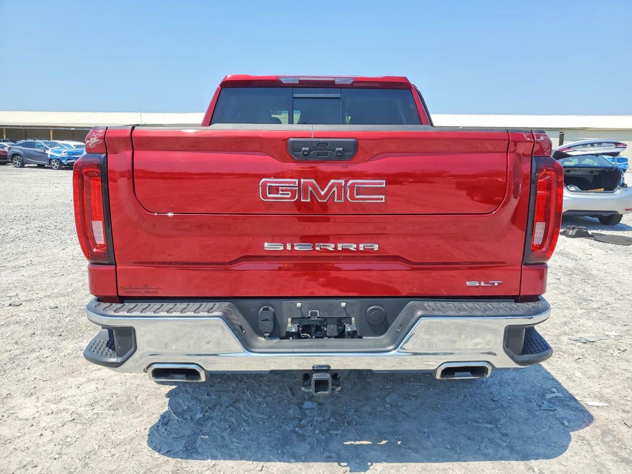 2024 GMC Sierra K1500 SLT