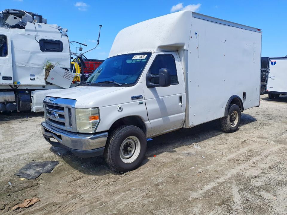 2013 Ford E350 Delivery Truck