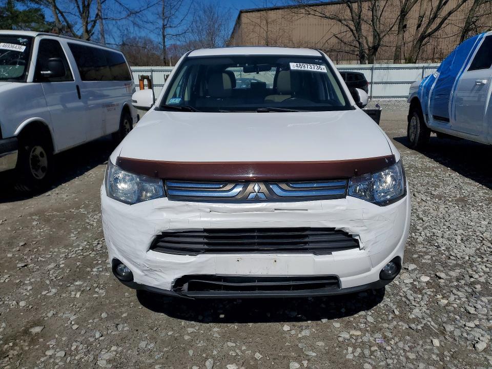 2014 Mitsubishi Outlander se