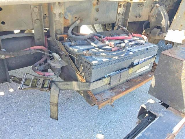 2004 Sterling L9500 Car Carrier