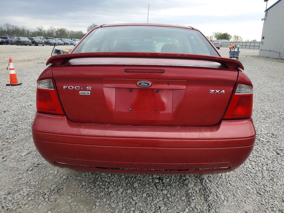 2005 Ford Focus ZX4