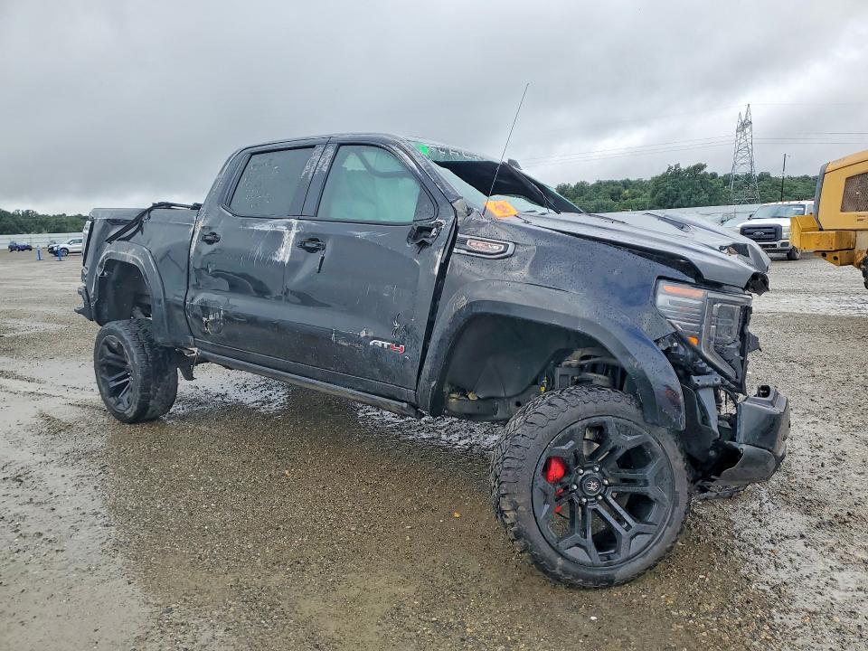 2023 GMC Sierra K1500 AT4