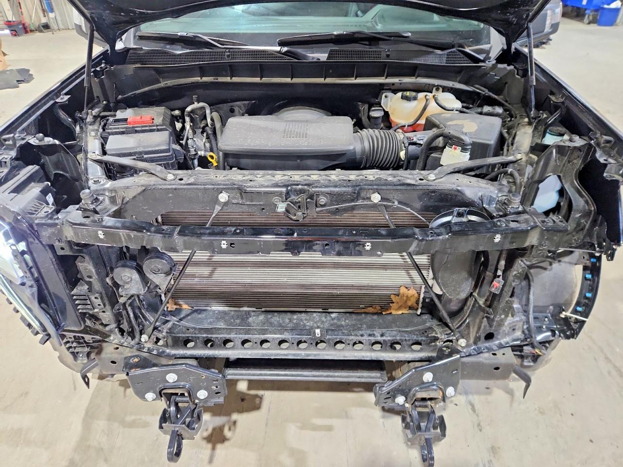 2025 GMC Sierra K1500 SLT