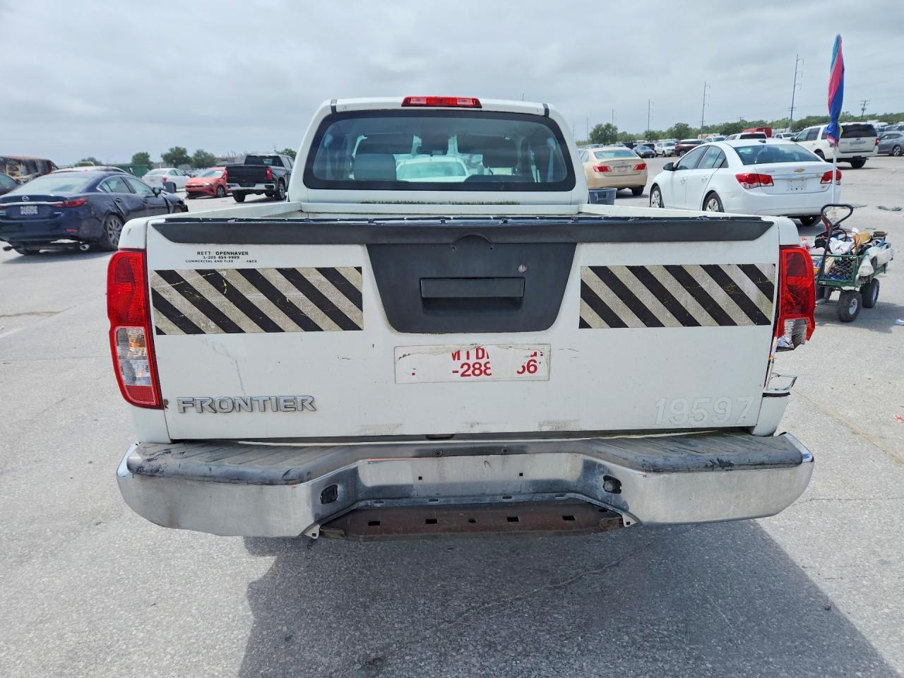 2014 Nissan Frontier S