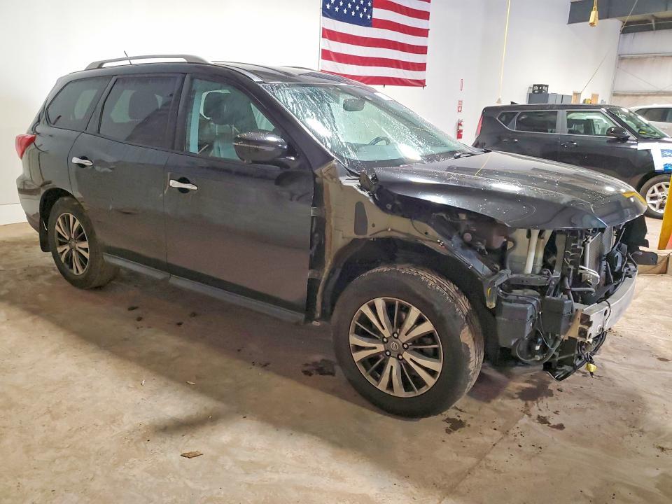 2017 Nissan Pathfinder sl