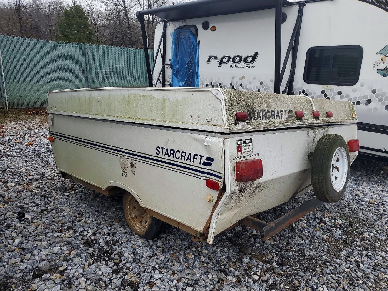 2001 Starcraft Camper