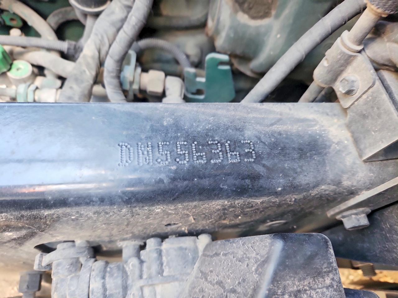 2013 Volvo VNL Semi Truck