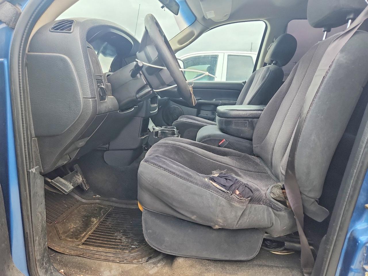 2005 Dodge RAM 1500 ST