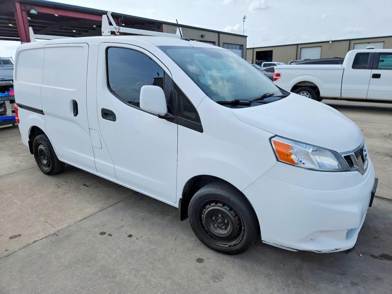 2017 Nissan NV200 SV