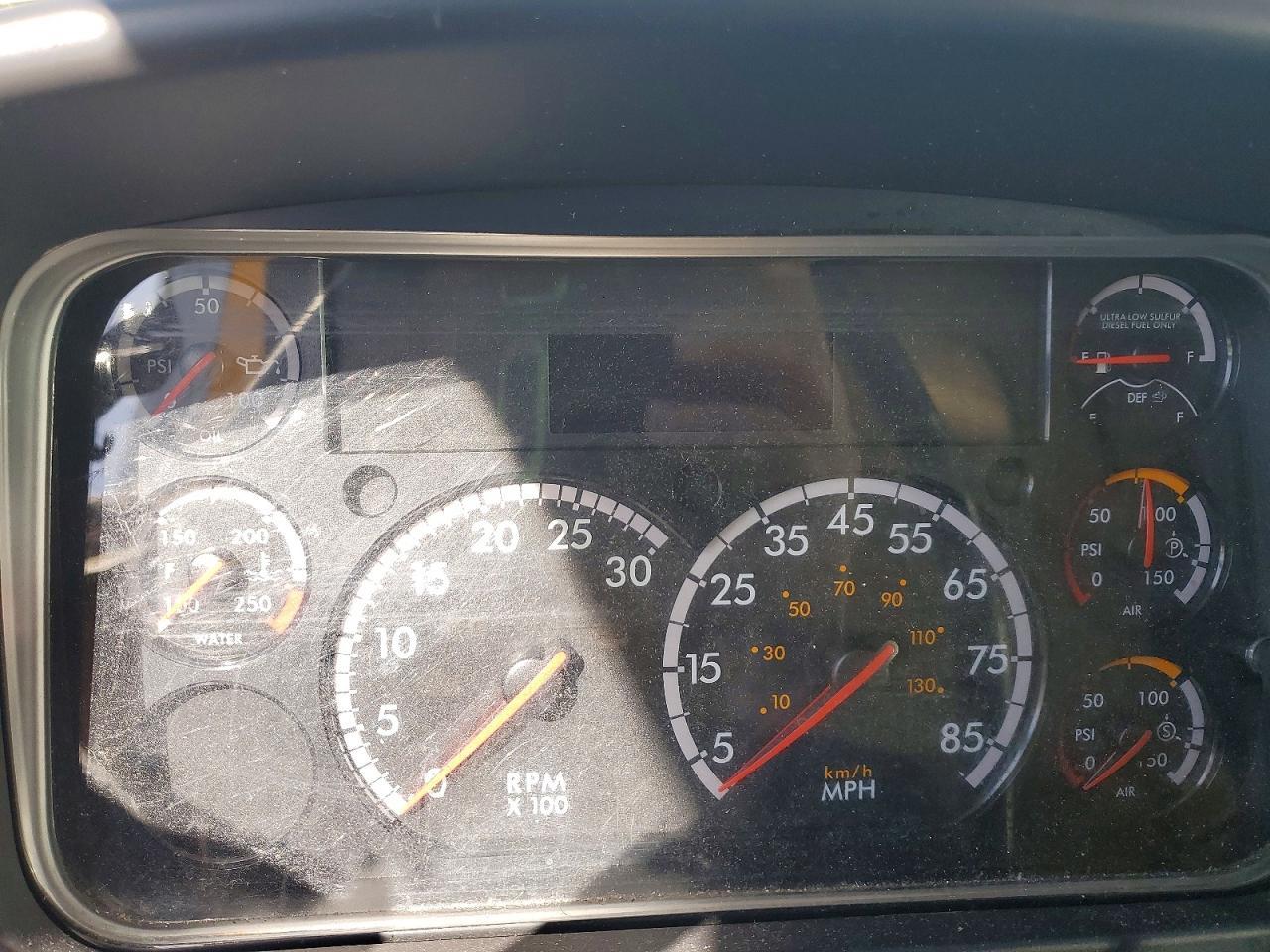 2024 Freigliner 2024 Freightliner Business Class M2 BOX Truck