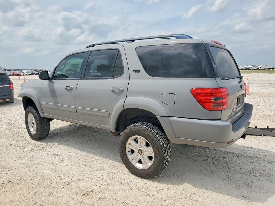 2004 Toyota Sequoia SR5