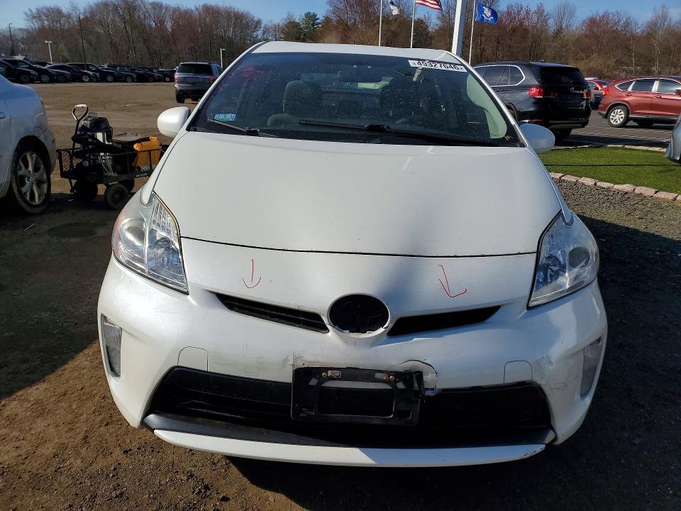 2015 Toyota Prius two