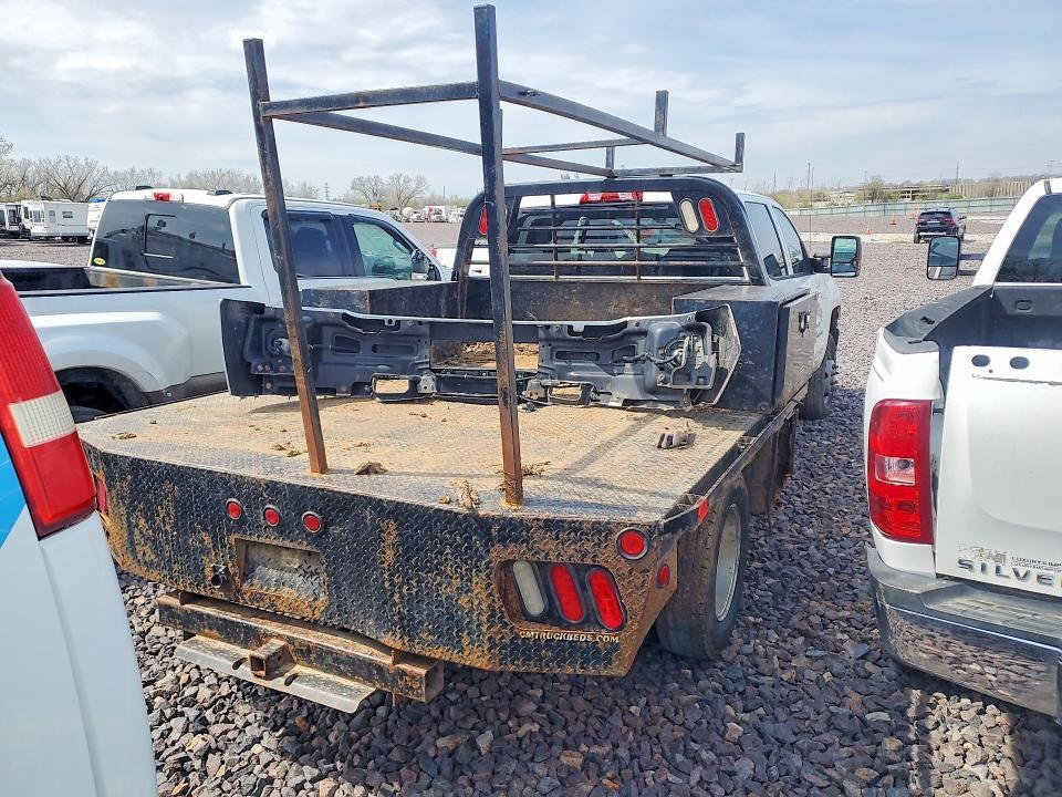 2017 Chev Rolet Silverado Flatbed Truck