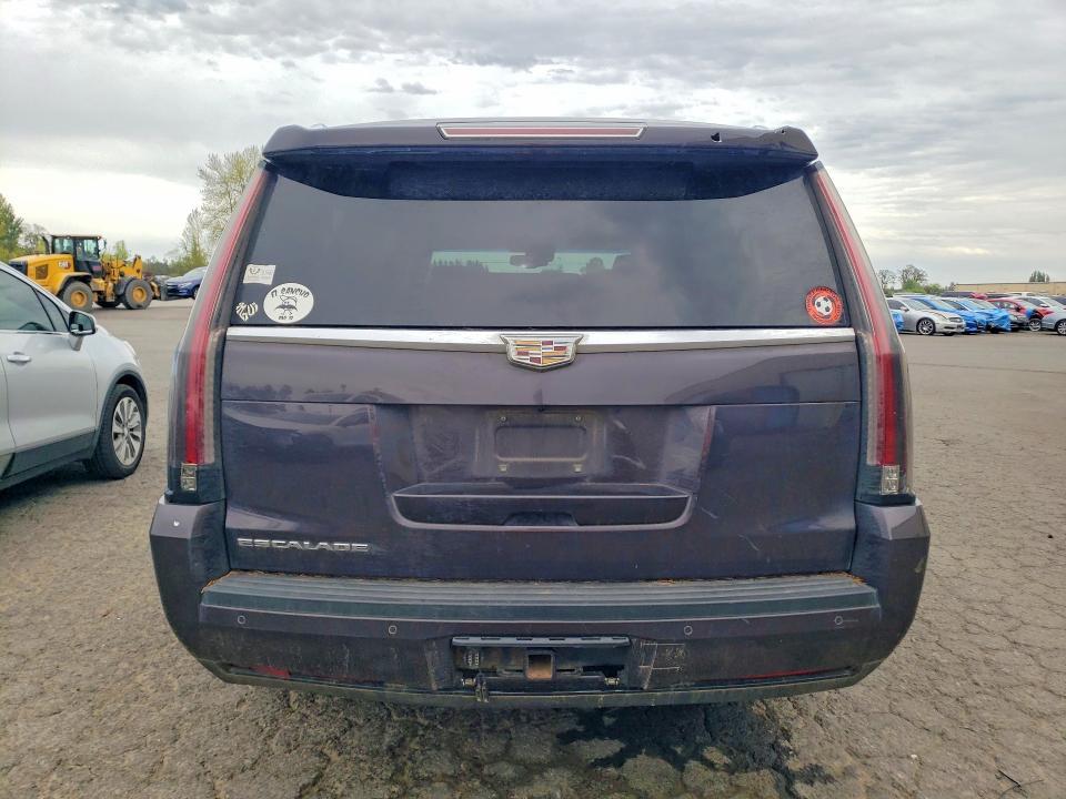 2016 Cadillac Escalade esv Luxury