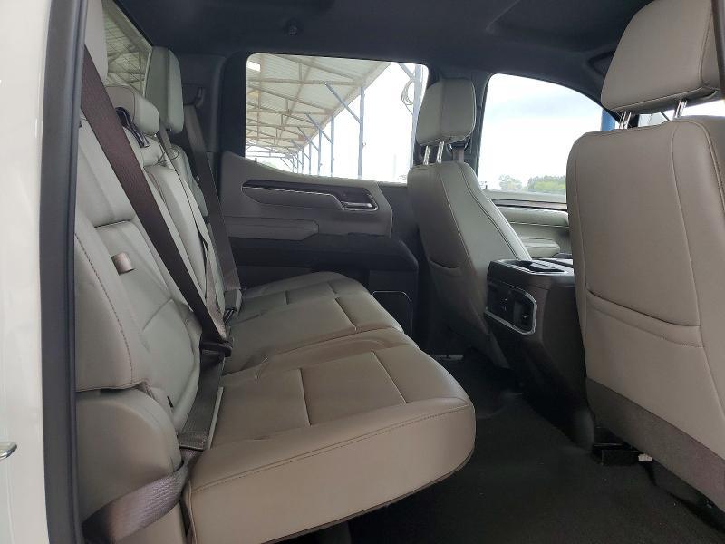 2024 GMC Sierra K1500 SLT
