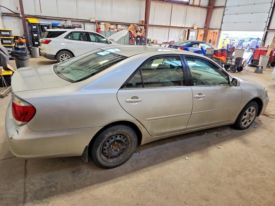 2002 Toyota Camry le V6