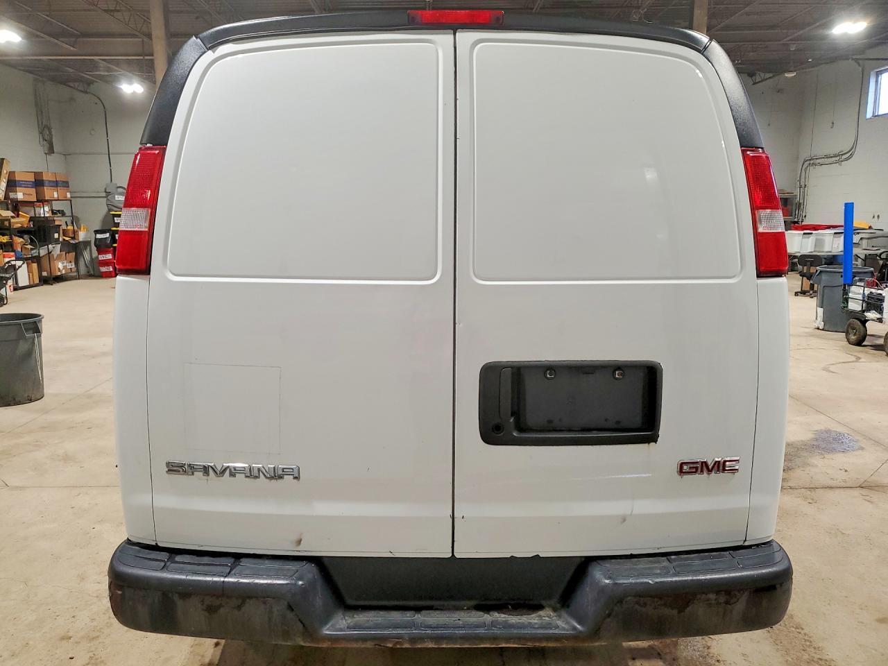 2017 GMC Savana G2500