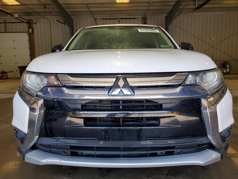 2017 Mitsubishi Outlander es