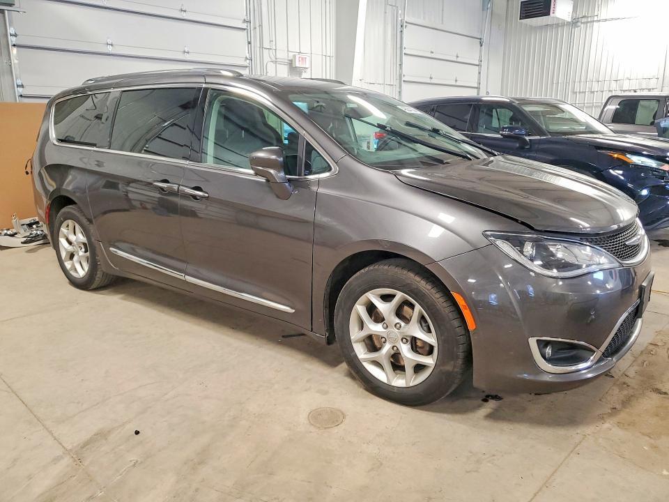 2019 Chrysler Pacifica Touring l Plus