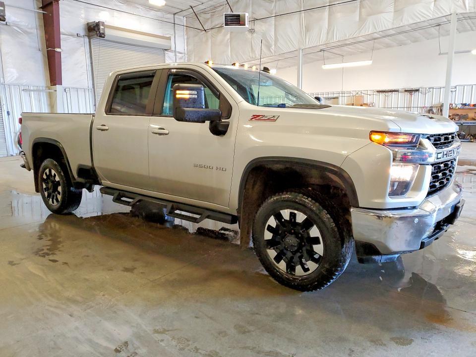 2020 Chevrolet Silverado K3500 LT