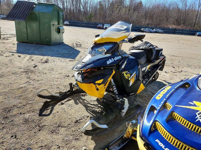 2016 Skidoo MXZ900