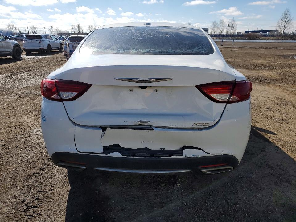 2015 Chrysler 200 Limited