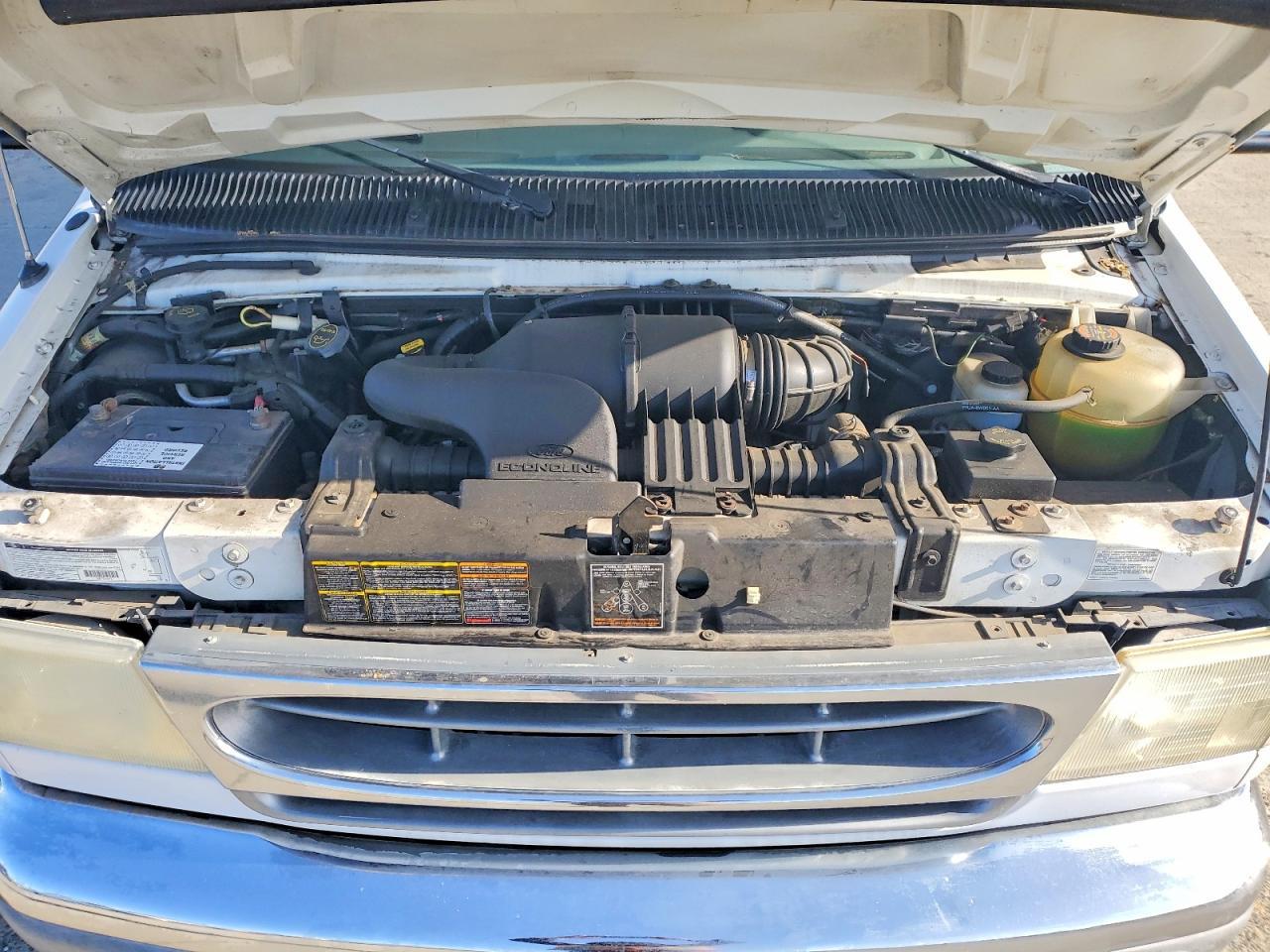 2001 Ford Minnie RV