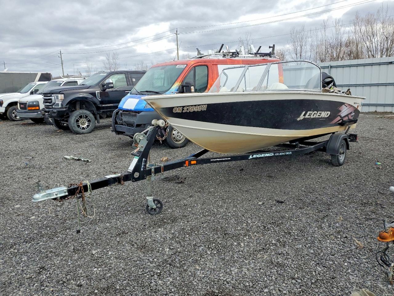 2011 Legend Craft Boat