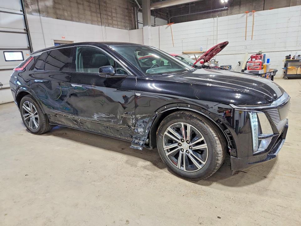 2024 Cadillac Lyriq Luxury