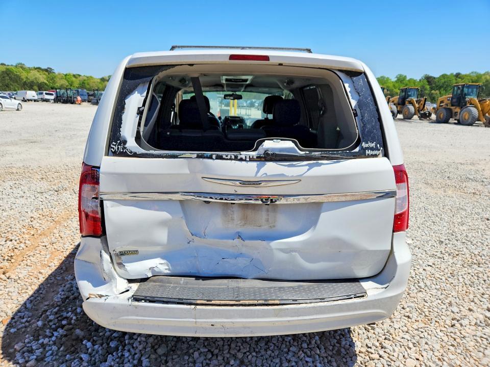 2013 Chrysler Town & Country Touring