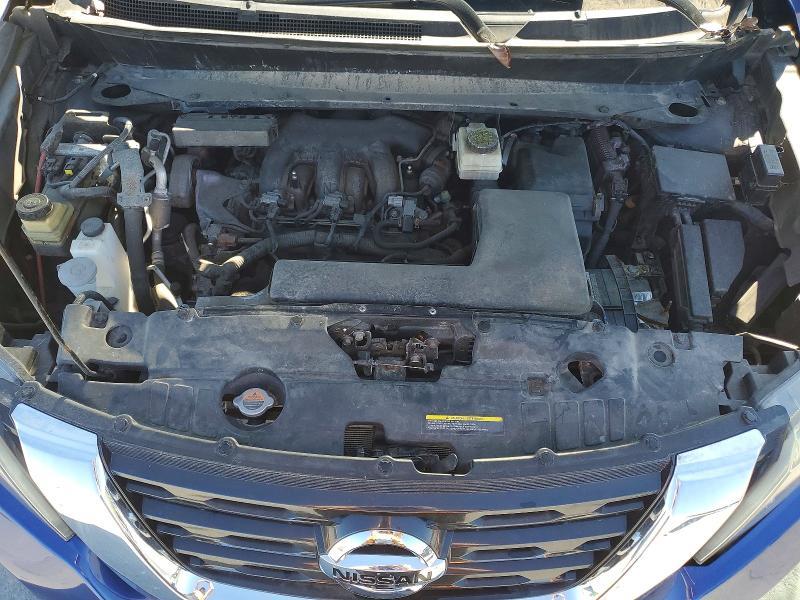 2017 Nissan Pathfinder sv