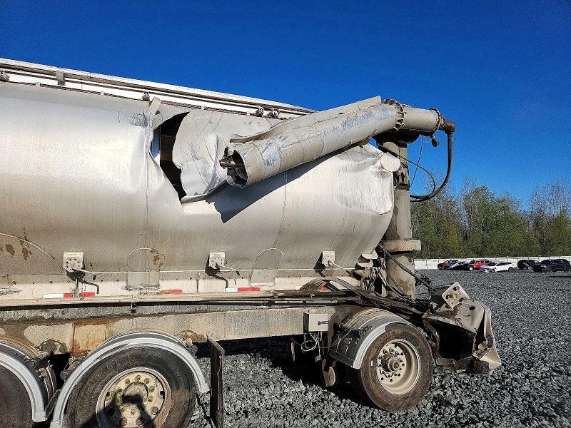 2011 Hensley Feed Delivery Trailer