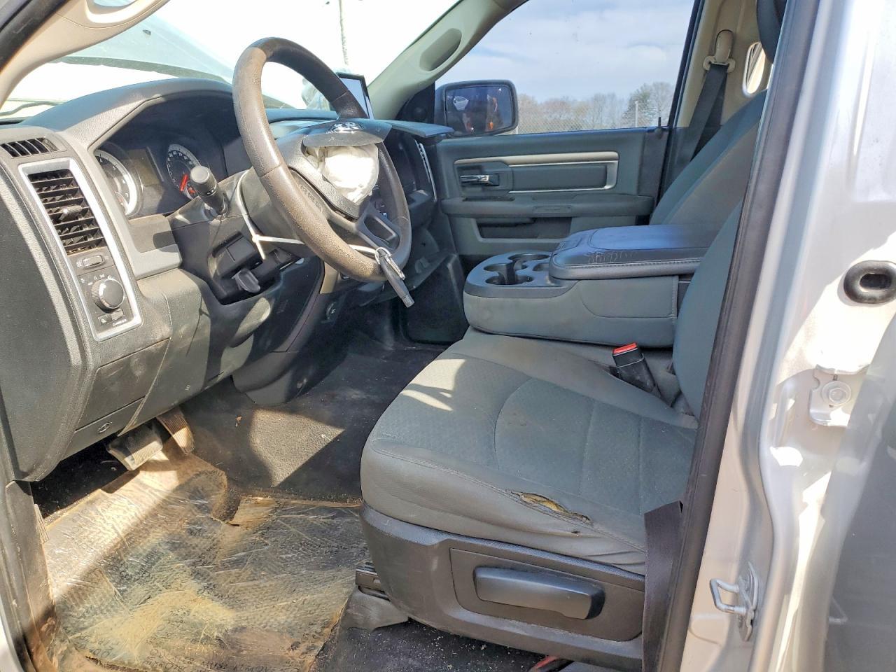 2015 Dodge RAM 1500 SLT