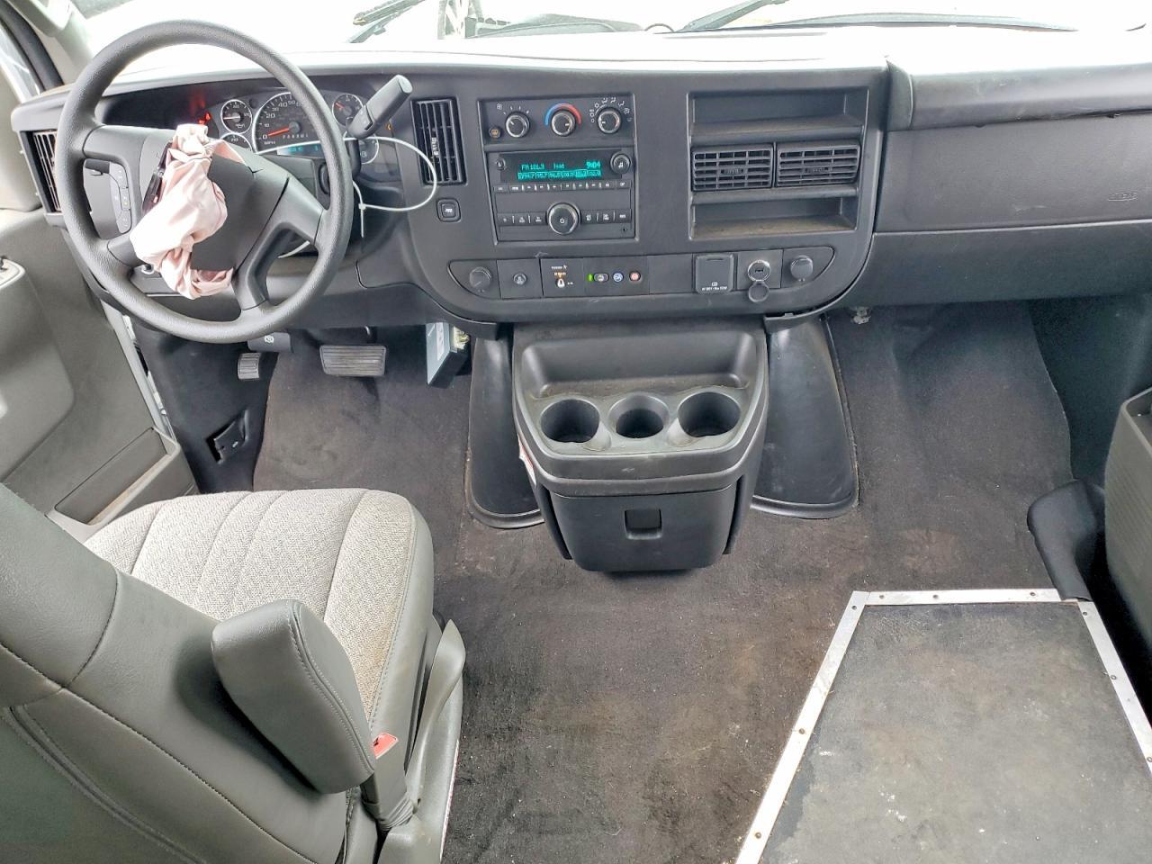 2023 Chevrolet Express G3500 LS