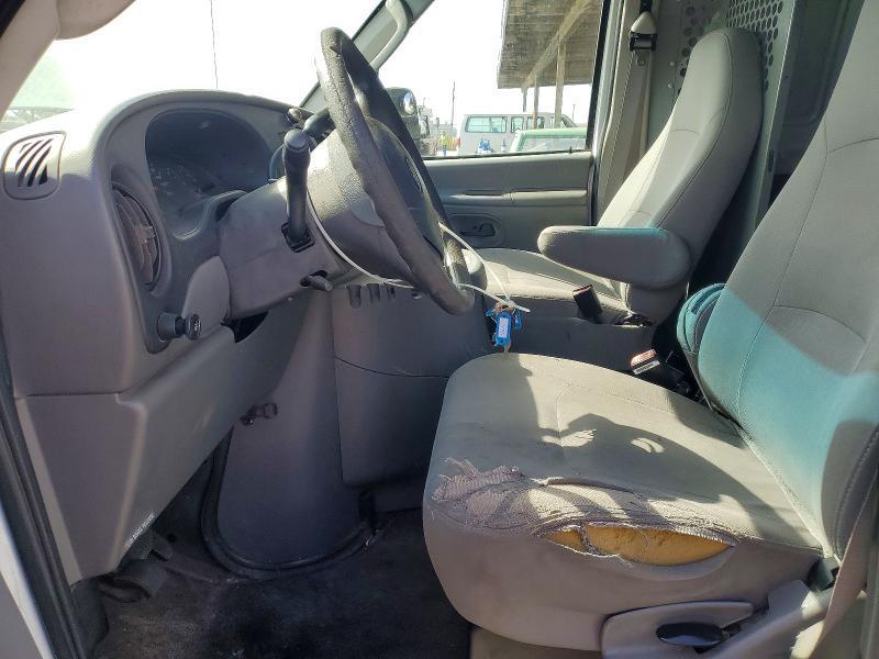 2005 Ford E350 Delivery Van