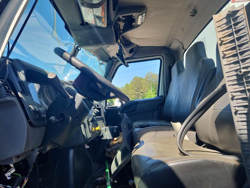 2024 International Mv607-box Truck