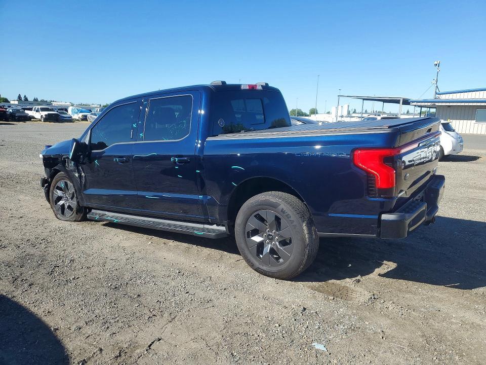 2025 Ford F150 Lightning Lariat