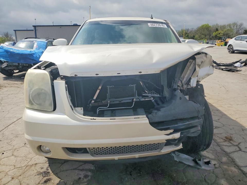 2011 GMC Yukon Denali