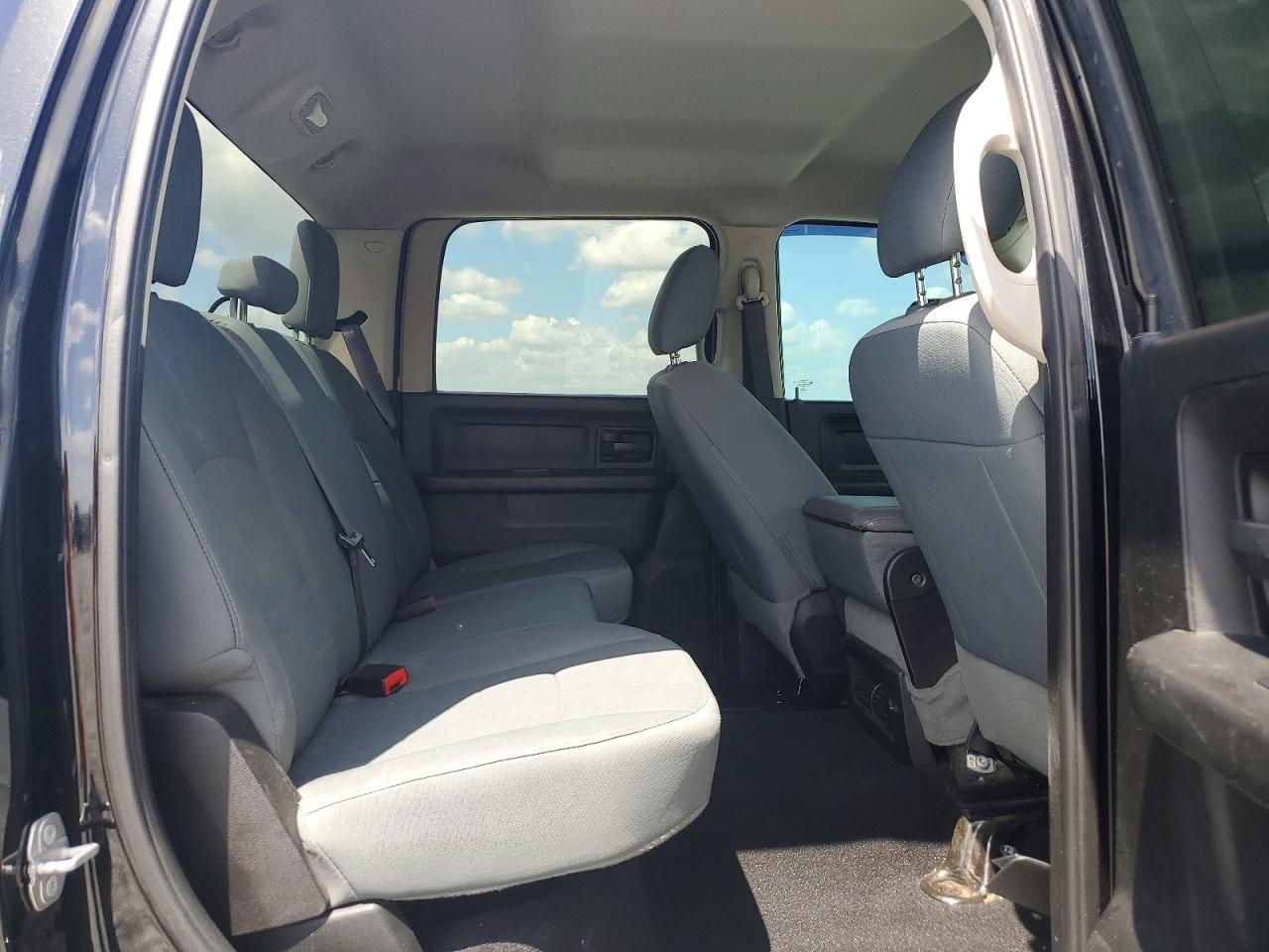 2018 Dodge RAM 2500 ST