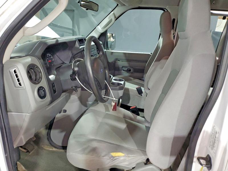 2012 Ford Econoline E350 Super Duty Wagon