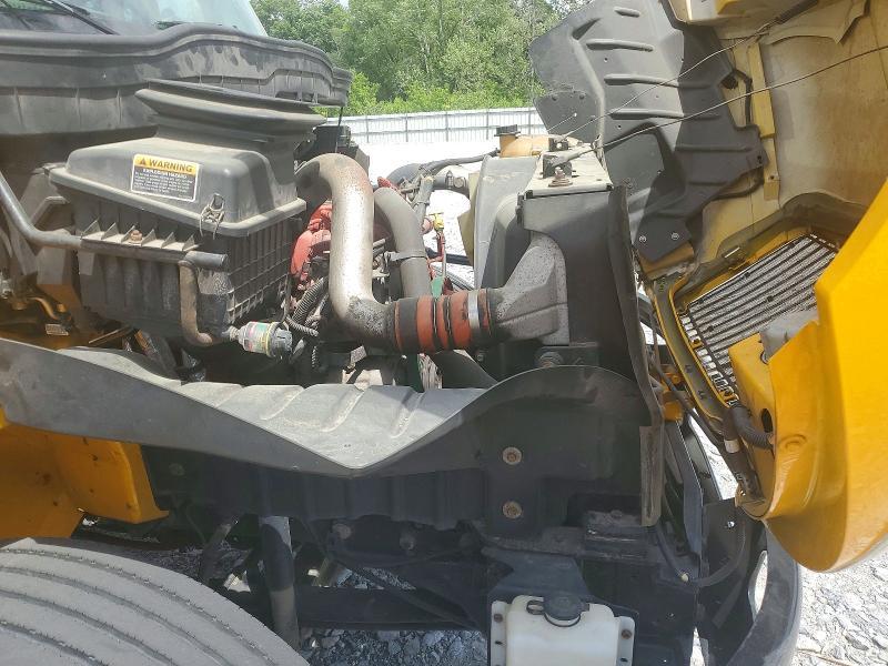 2019 International 4300 BOX Truck