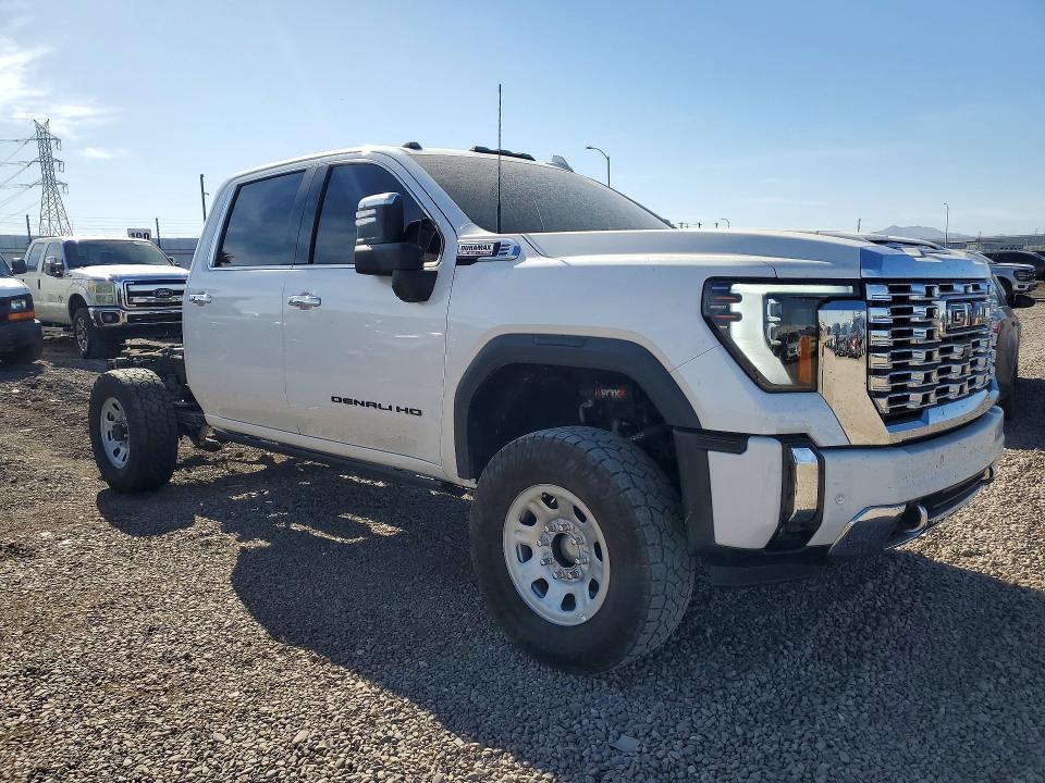 2024 GMC Sierra K3500 Denali