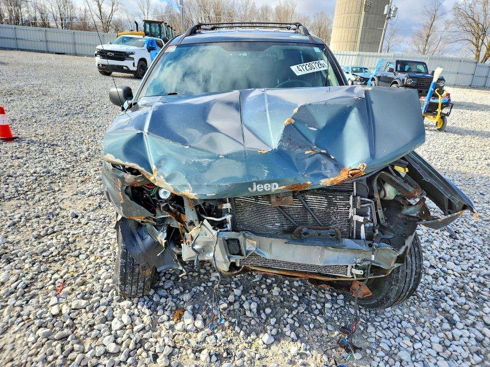 2004 Jeep Grand Cherokee Laredo