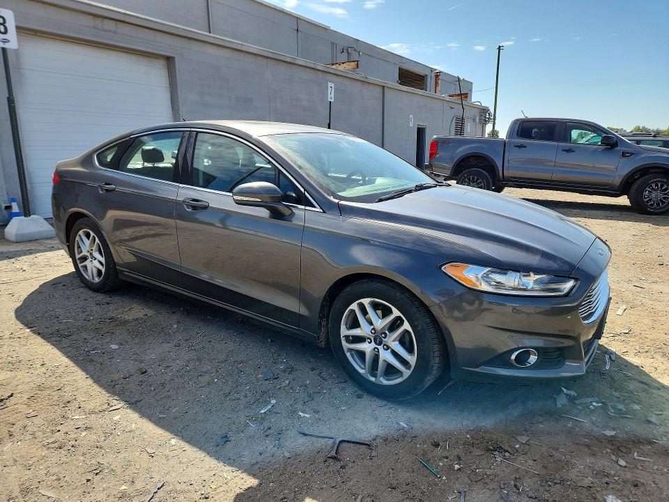 2015 Ford Fusion se