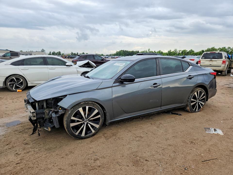2020 Nissan Altima 2.5 sr