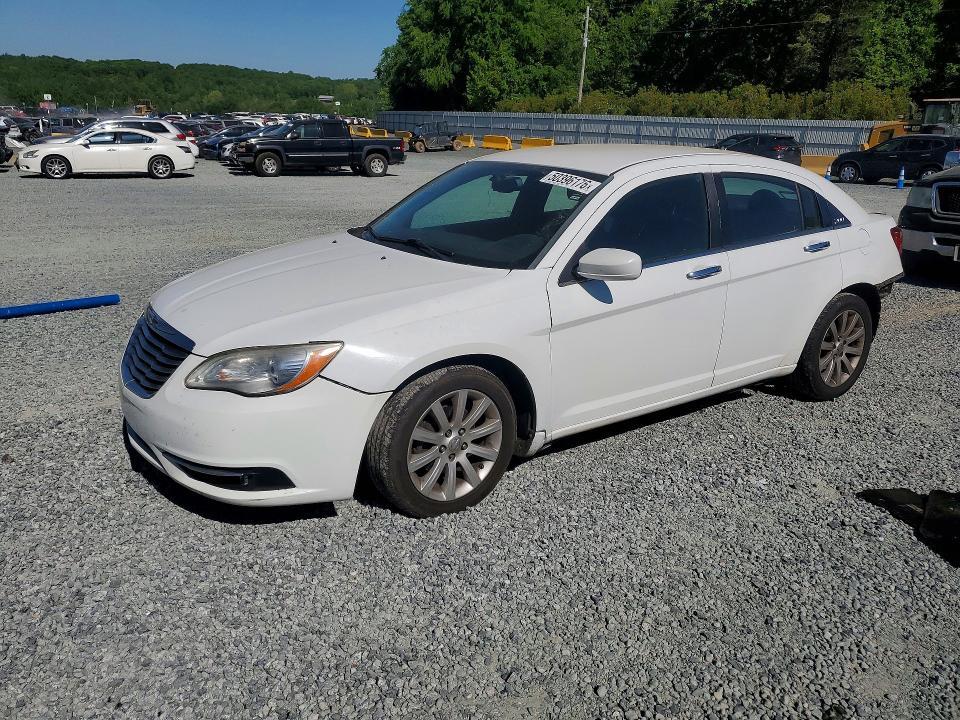 2013 Chrysler 200 Limited