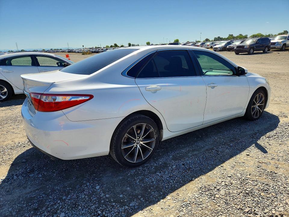 2015 Toyota Camry xse