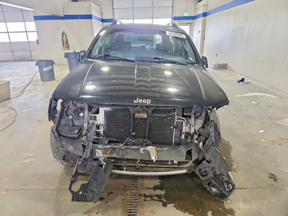 2004 Jeep Grand Cherokee Laredo