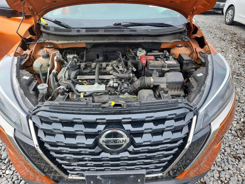 2021 Nissan Kicks sr