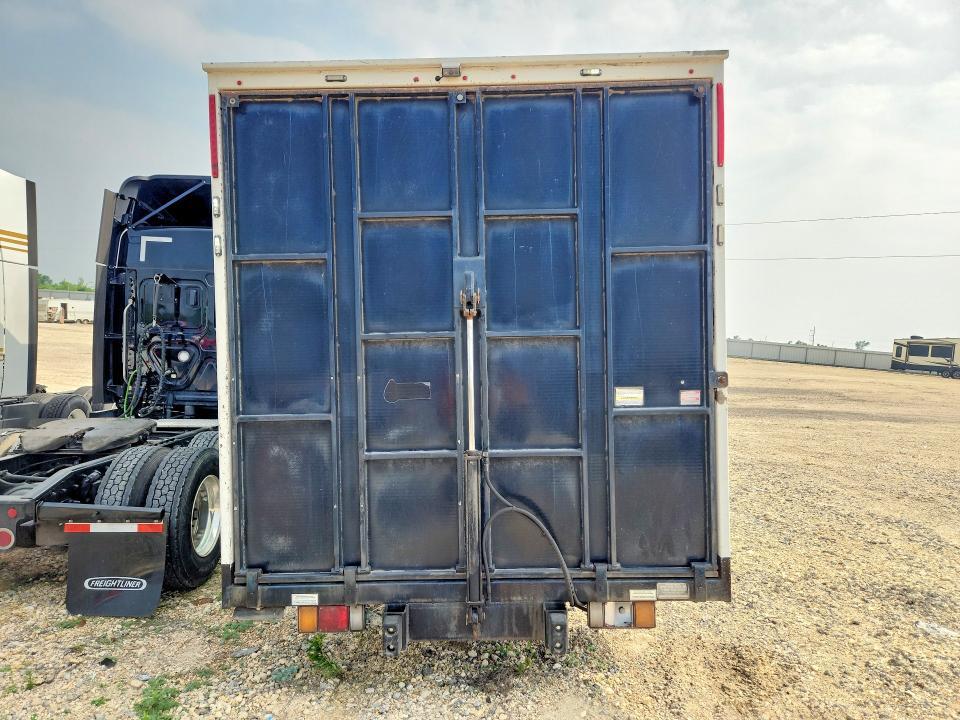 2017 Isuzu NPR HD BOX Truck